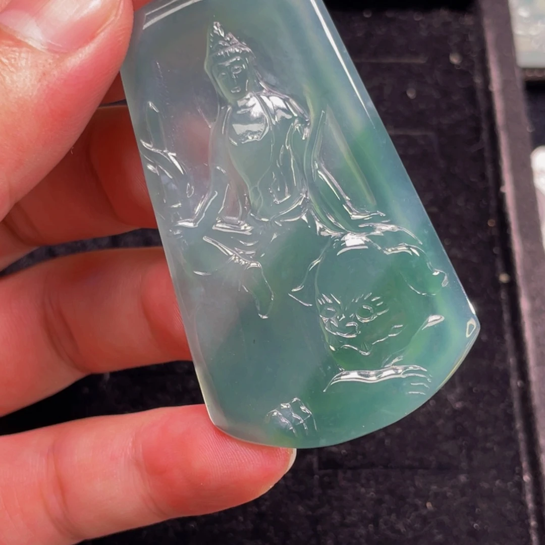 翡翠未镶嵌颈饰6，