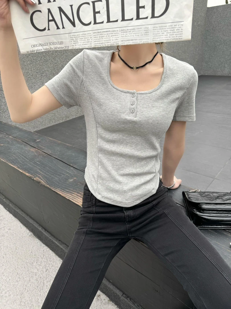 2927三可家春季新款方领打底衫（49长）