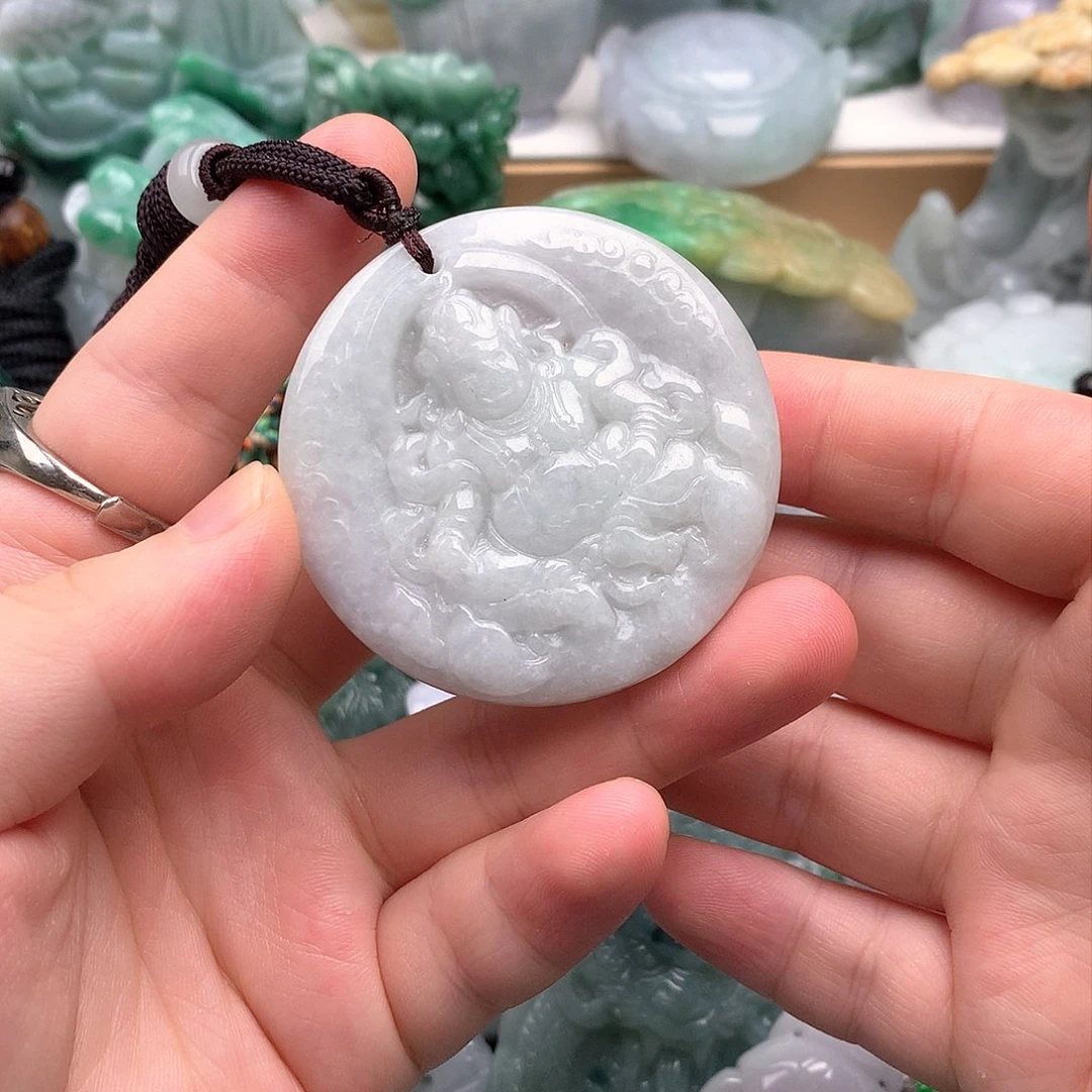 吊坠(不含链)未镶嵌翡翠