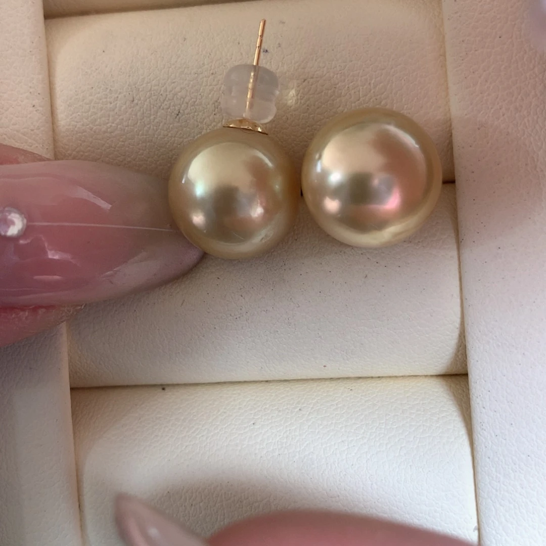 18K金镶嵌耳饰海水珍珠