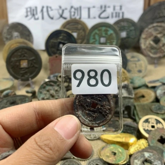 铜时**转现代文创工艺品