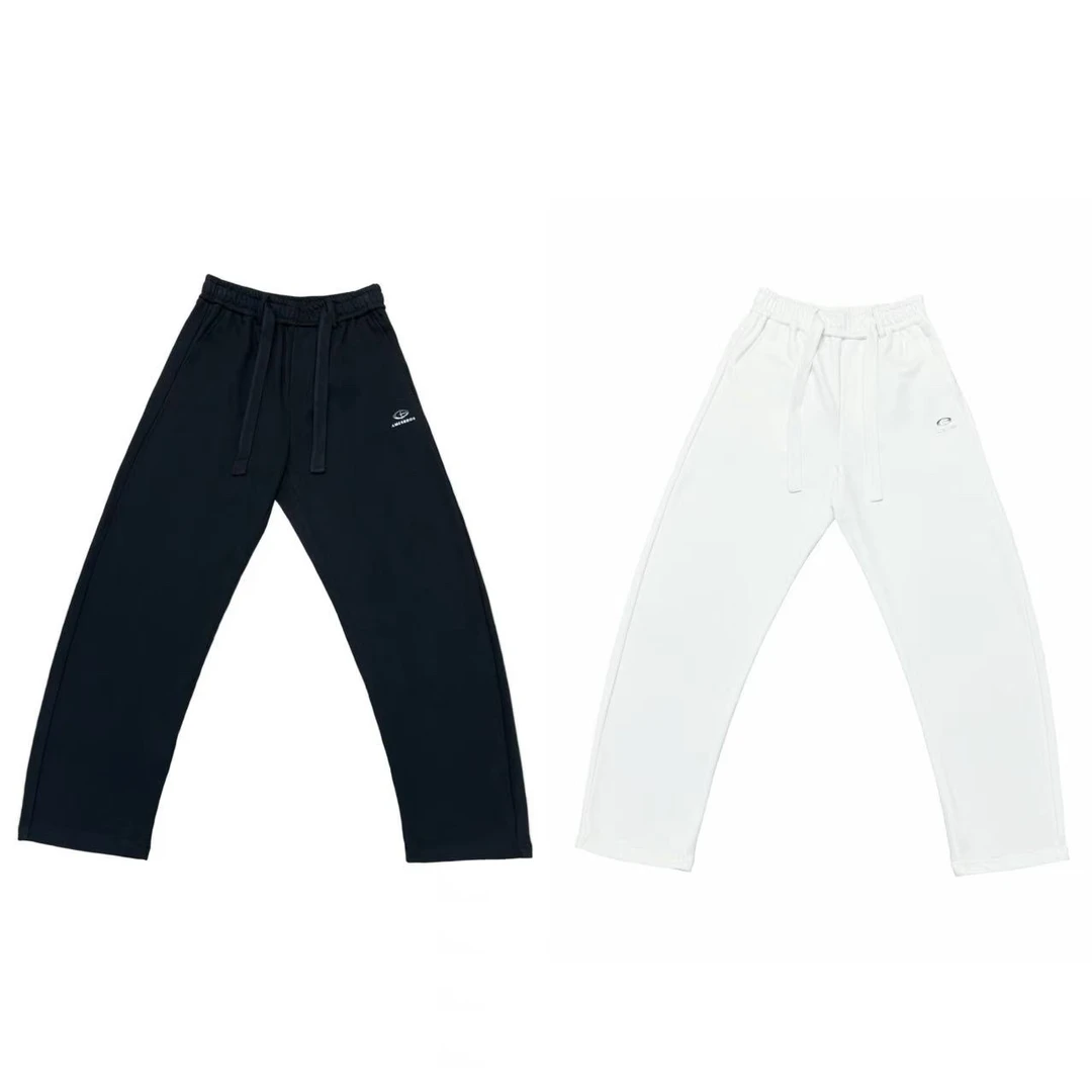 [X]黑白两色小字母3D工艺出街时尚潮流儿童弯刀休闲裤(春日满满）