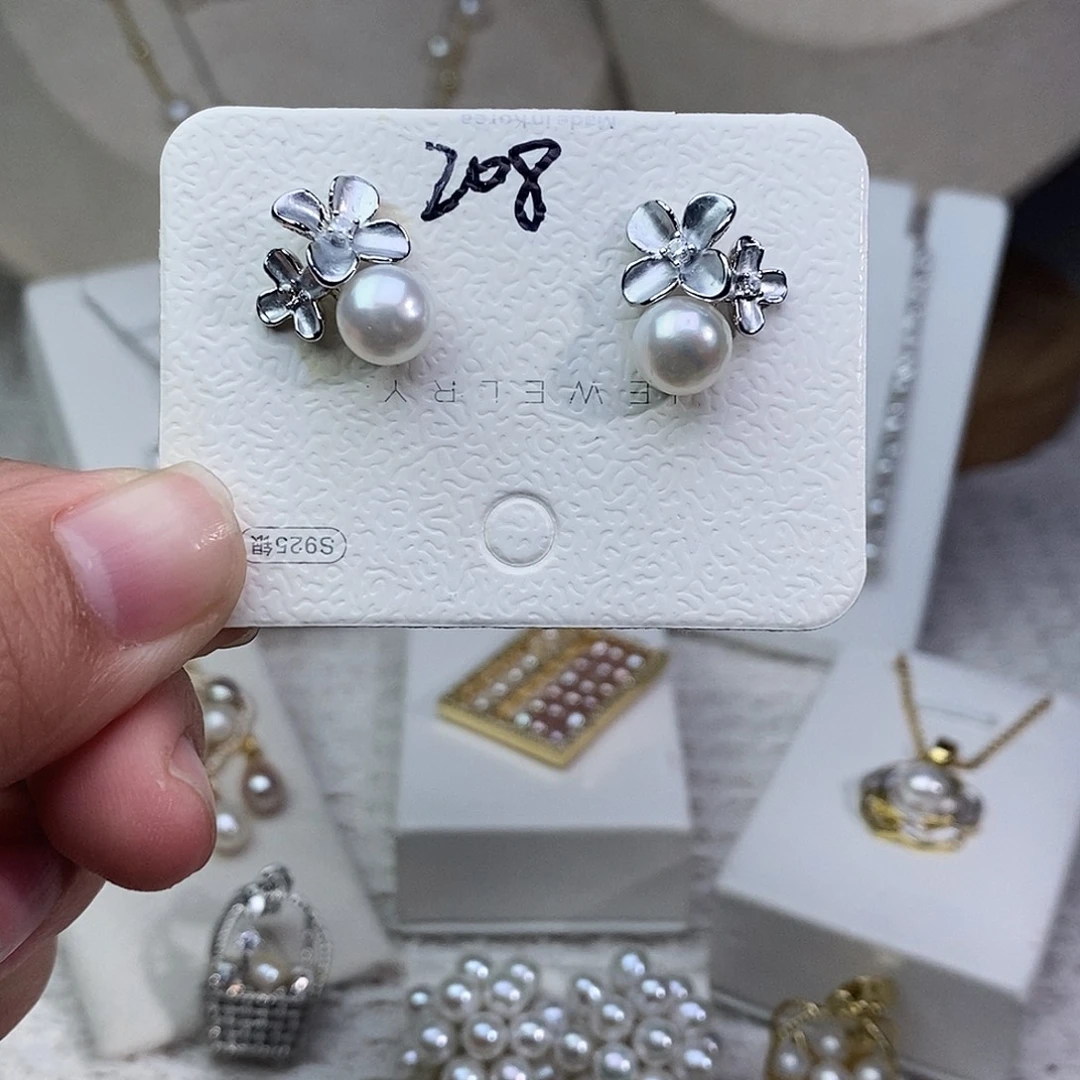 银S925镶嵌耳饰淡水珍珠