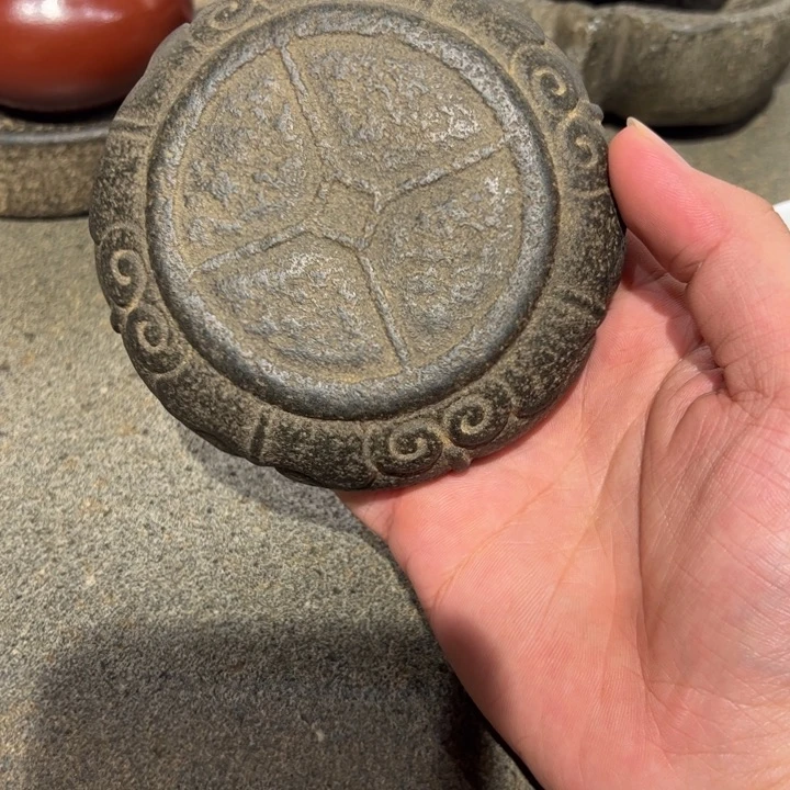 金****石材铜钱底座青石