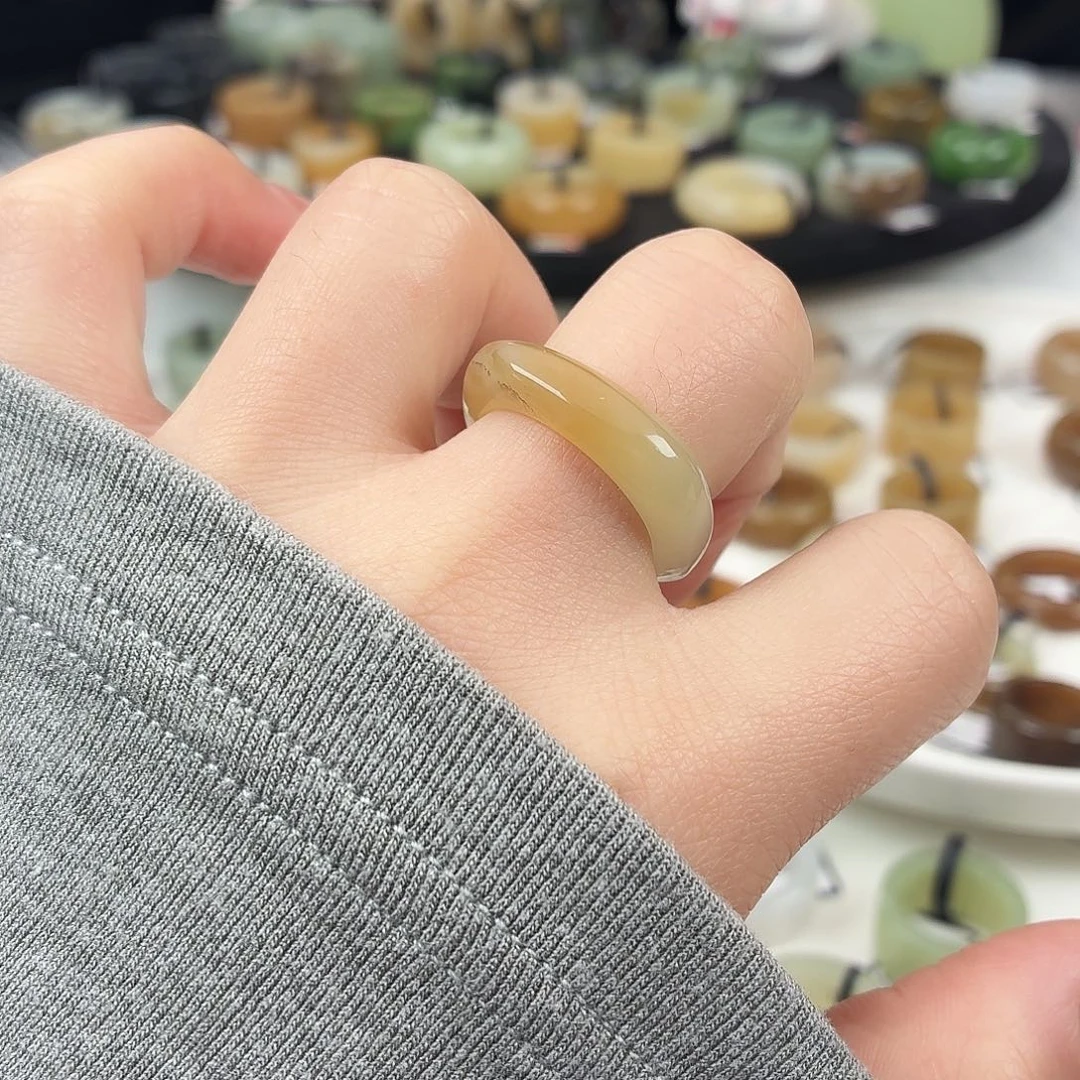 和田玉未镶嵌戒指S35糖白方圆18.1