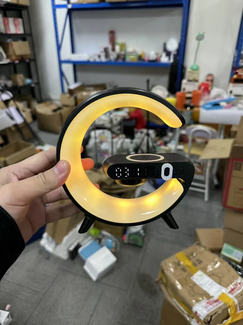 准新品  G形 音响小G音响 白色黑色随机发