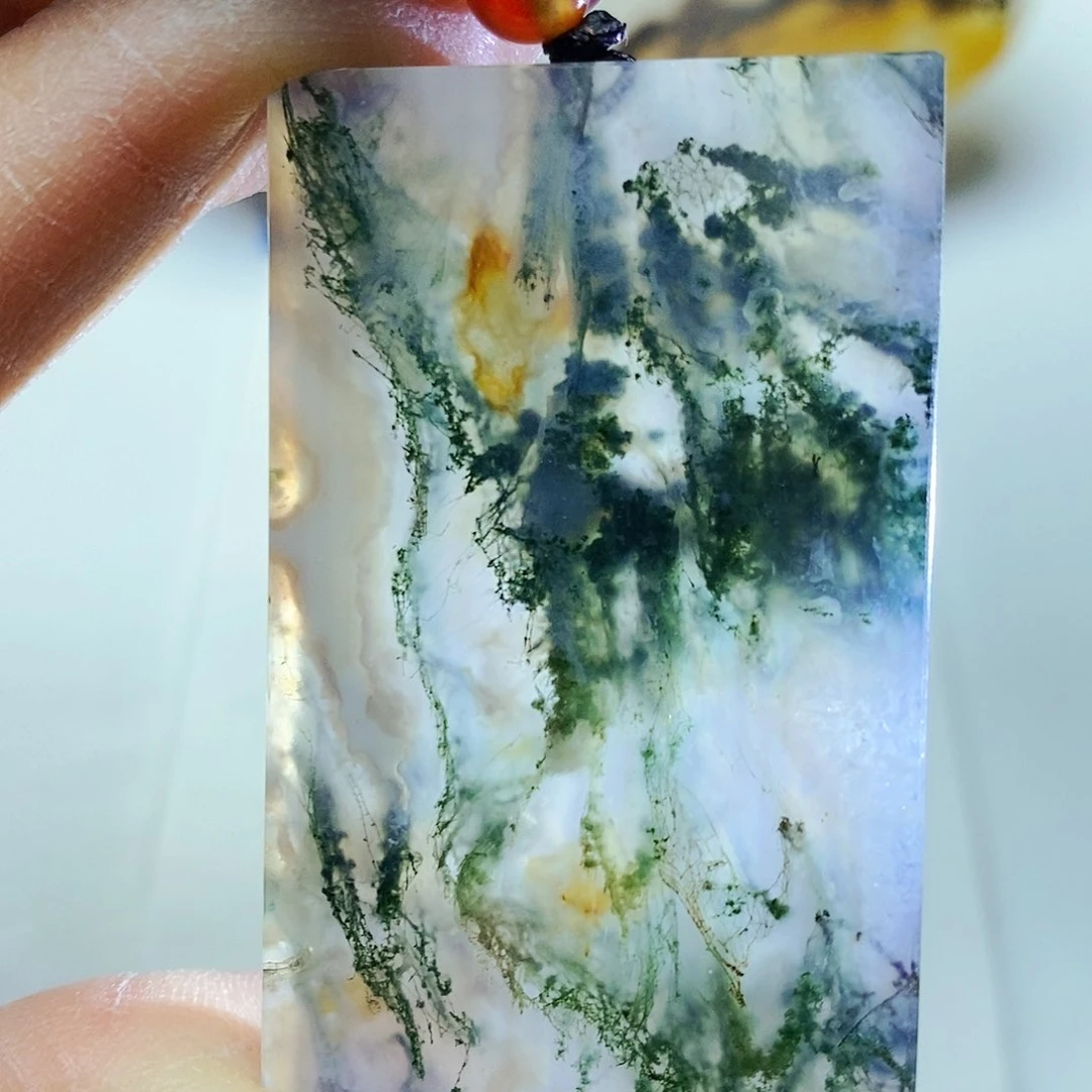 玛瑙/玉髓颈饰未镶嵌看**界