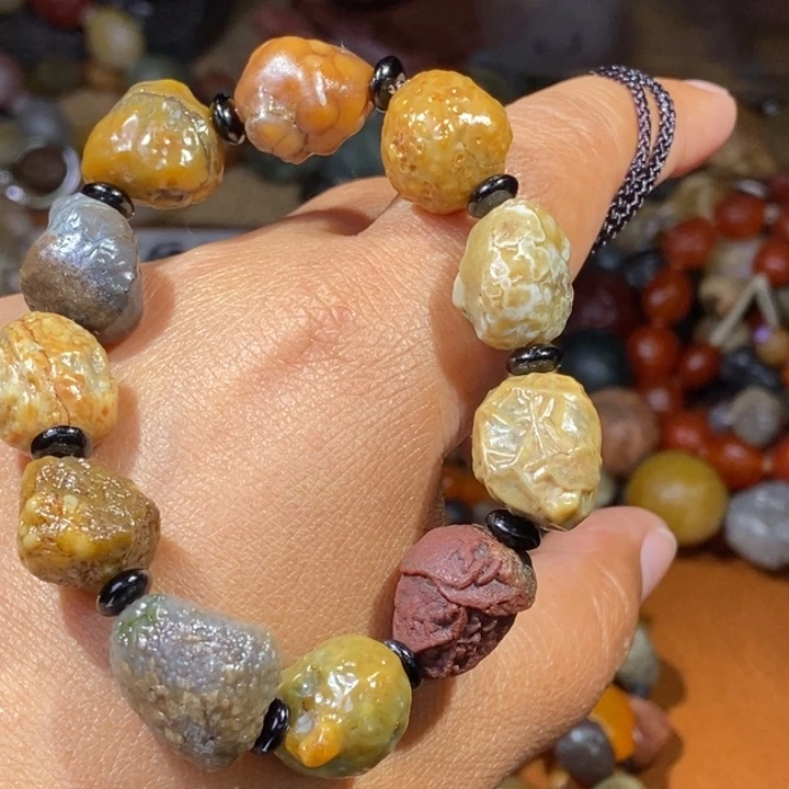 玛瑙/玉髓珠宝半成品未镶嵌云**?