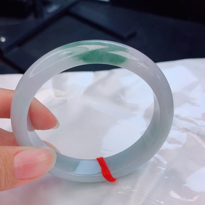 翡翠未镶嵌手镯57圈