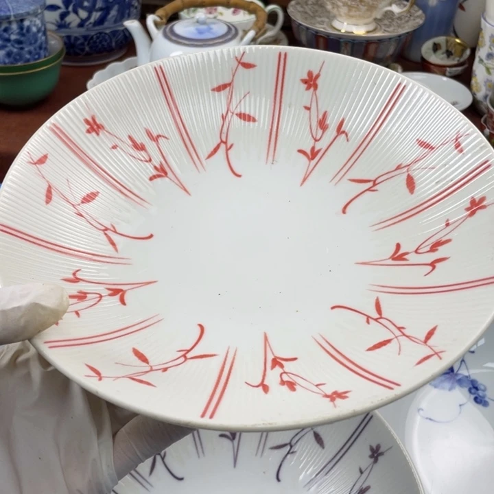 他家瓷器真美…开播了