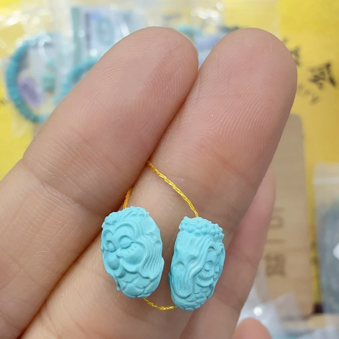 敏***绿松石未镶嵌珠宝奇石