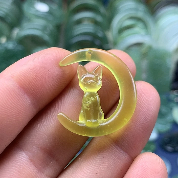 蛇纹石玉未镶嵌挂坠