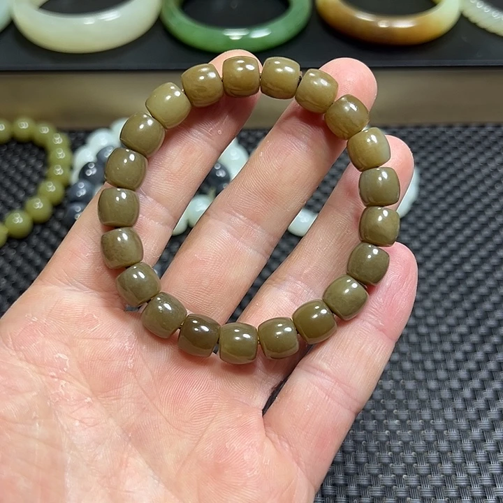 和田玉未镶嵌手链