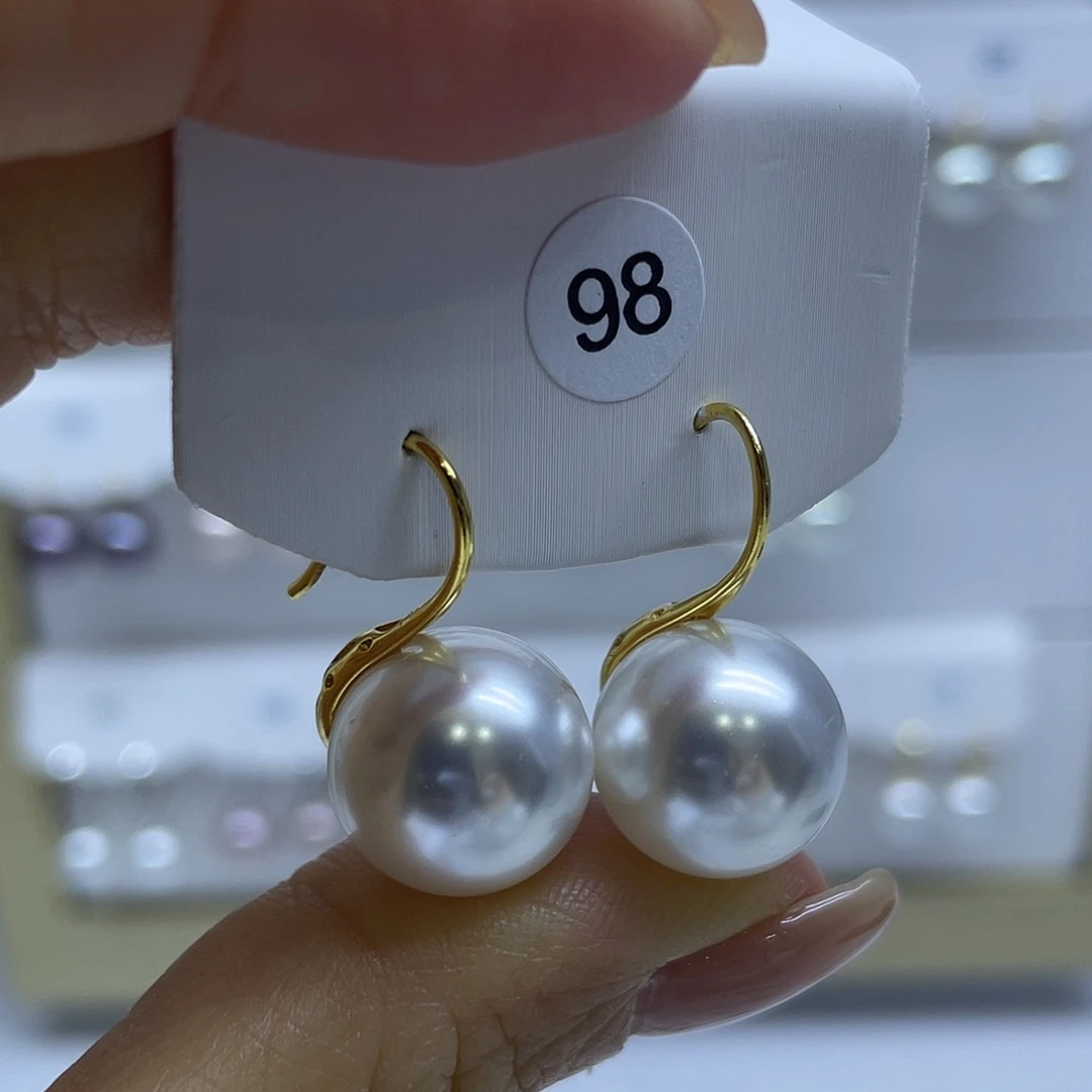 淡水珍珠银S925镶嵌耳饰