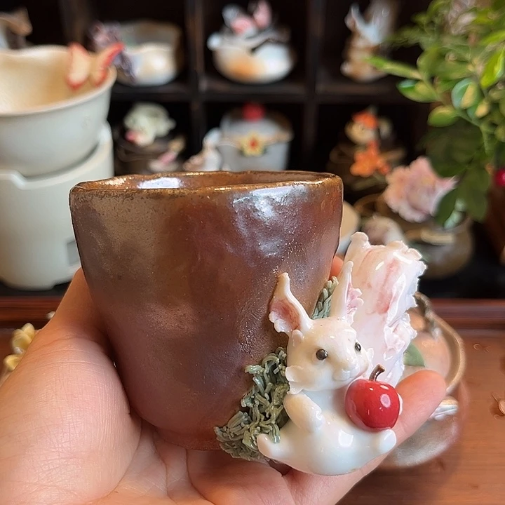 千玺造物柴烧手作松鼠茶杯