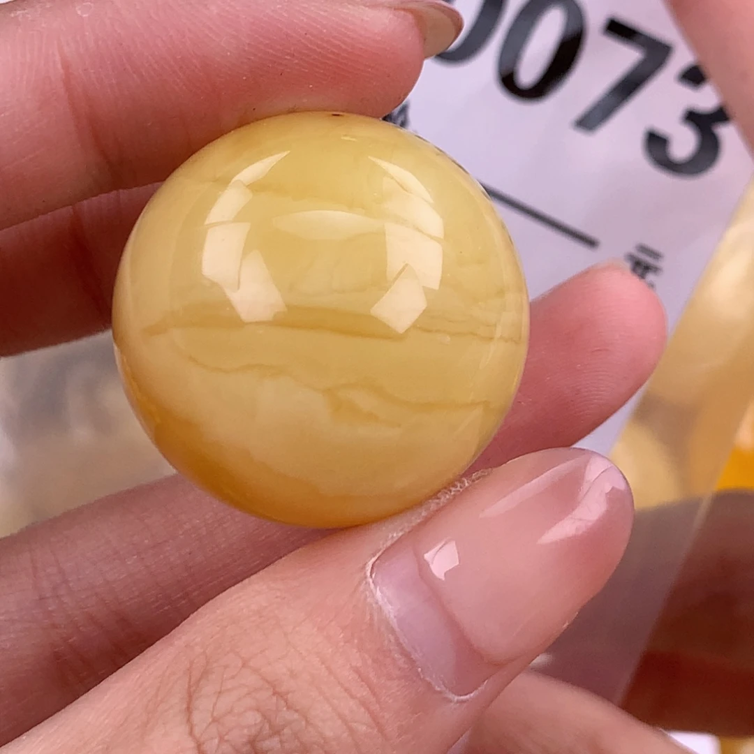 蜜蜡未镶嵌珠宝奇石29