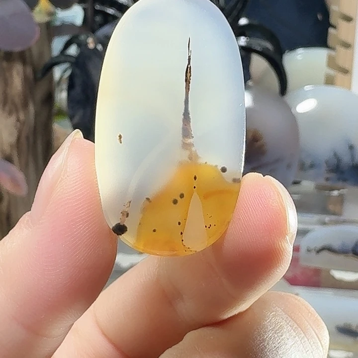 玛瑙/玉髓未镶嵌珠宝半成品