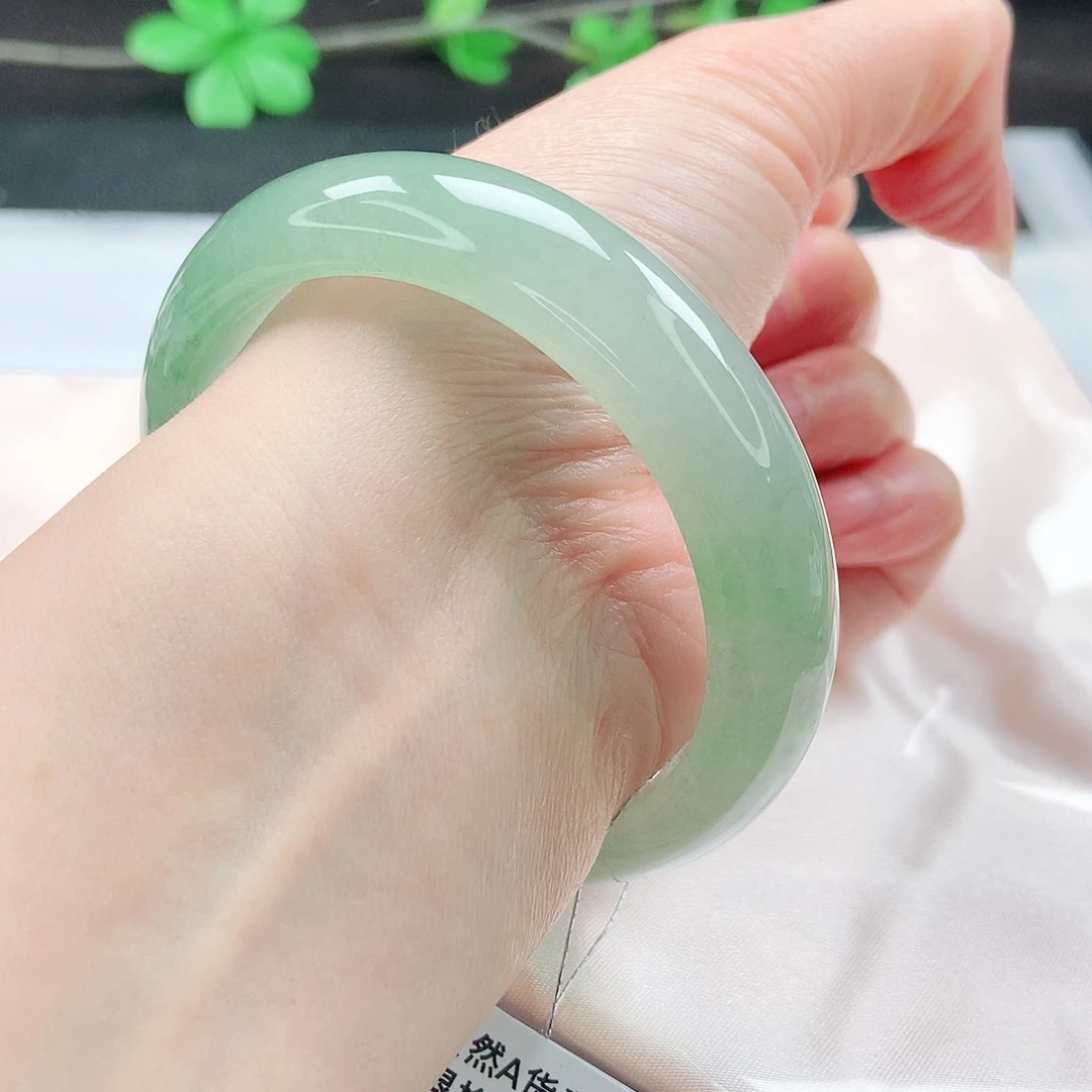 未镶嵌手镯翡翠56圈