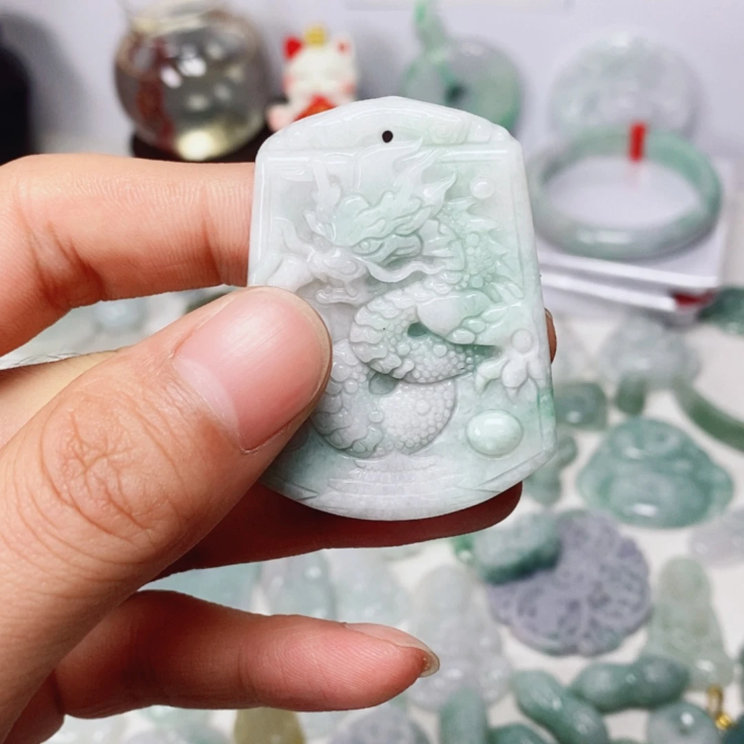 翡翠未镶嵌吊坠(不含链)翡翠