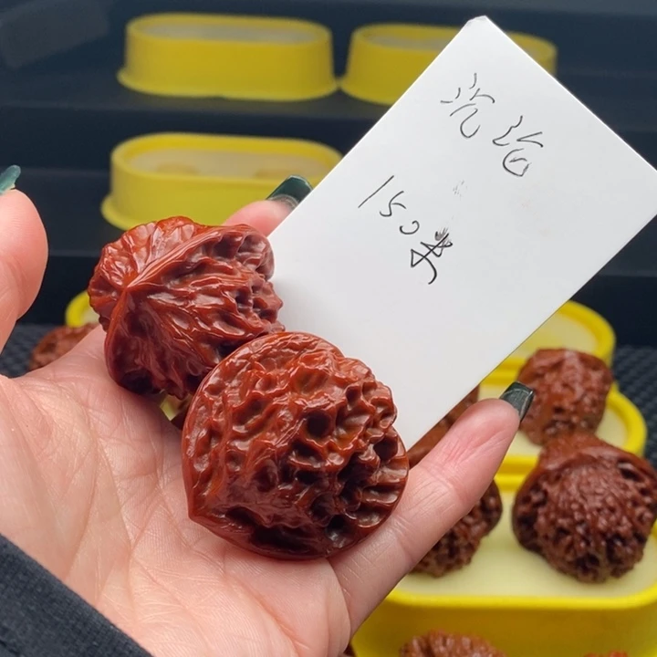 文玩核桃吊坠沉**এ龙鳞