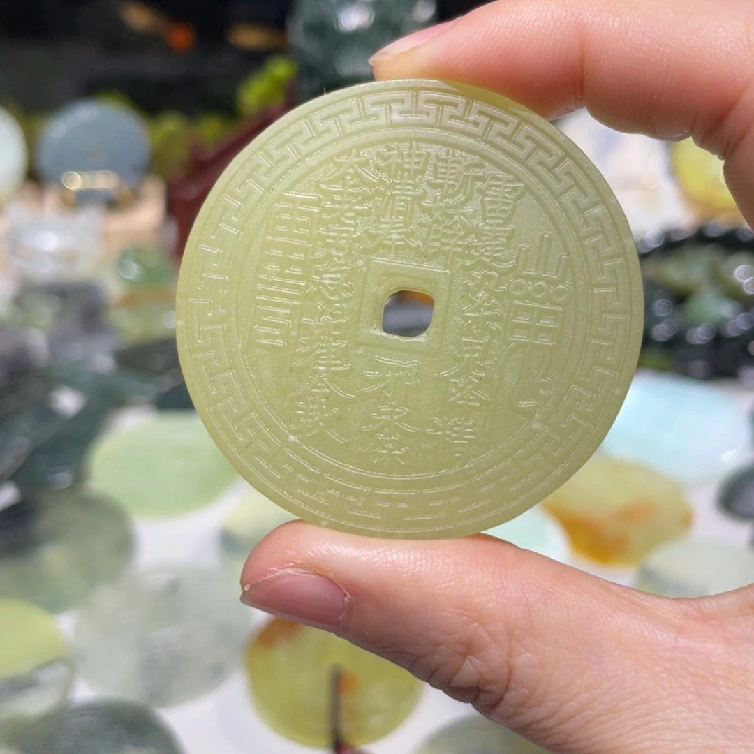 岫玉未镶嵌颈饰颈饰19