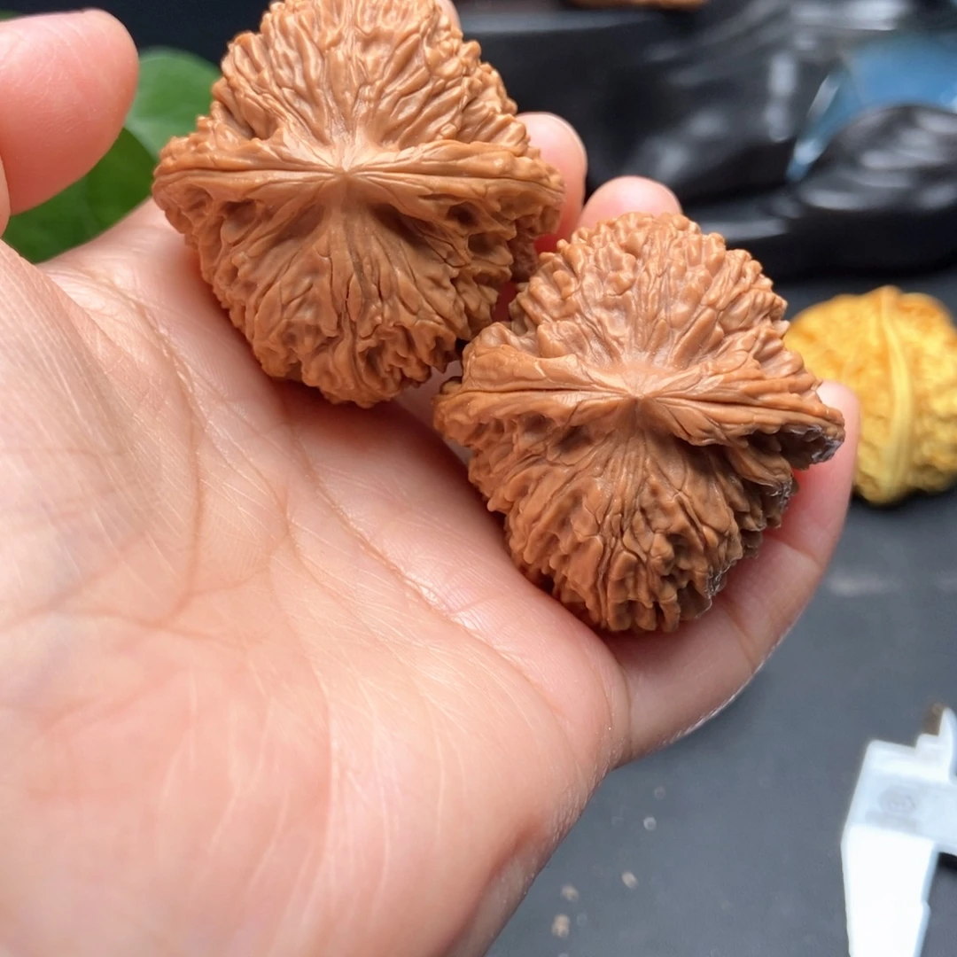 文玩核桃把件馒头南疆41尺