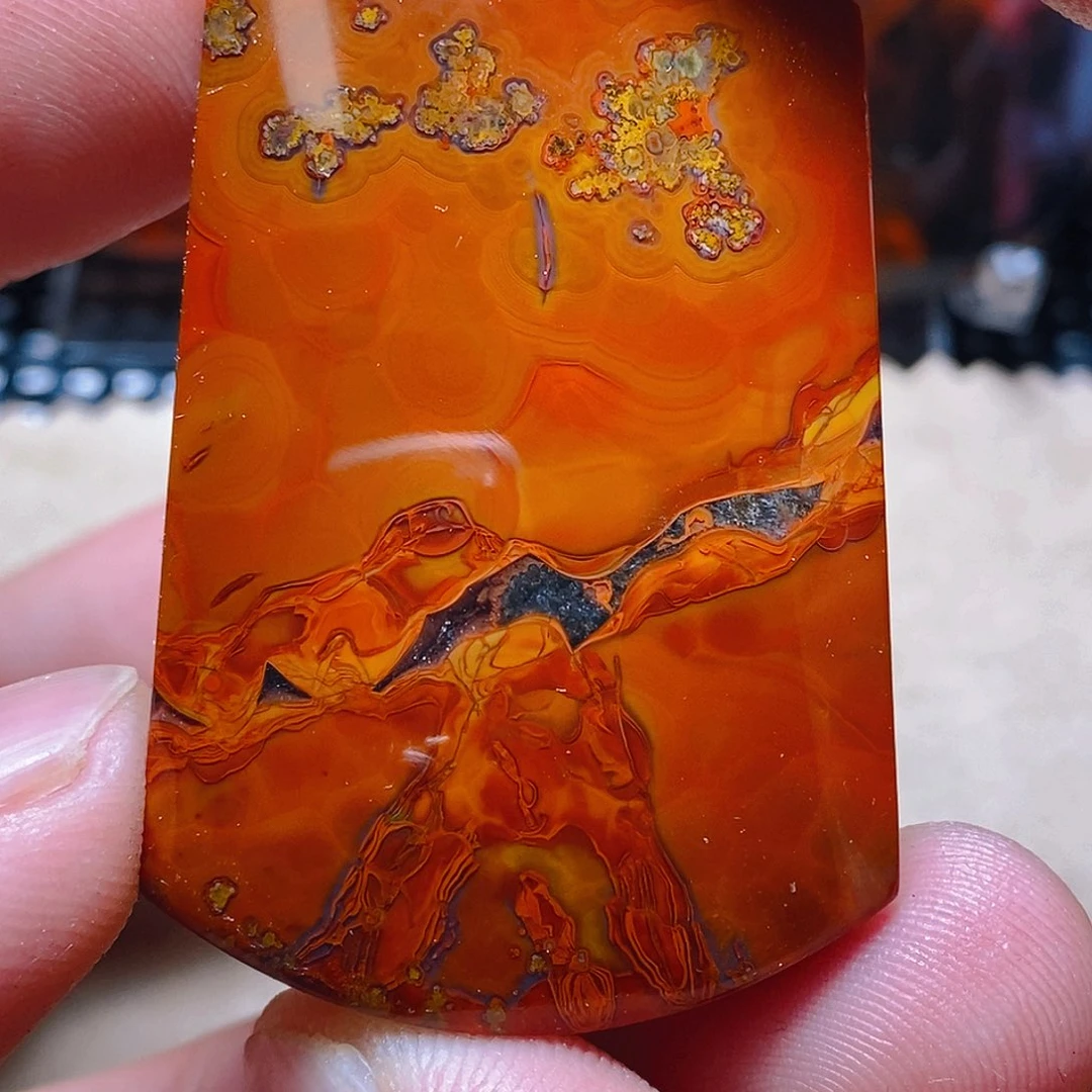 玛瑙/玉髓颈饰未镶嵌大*