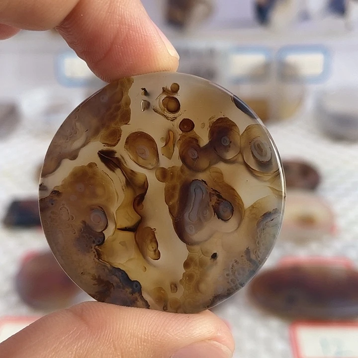 玛瑙/玉髓合金颈饰
