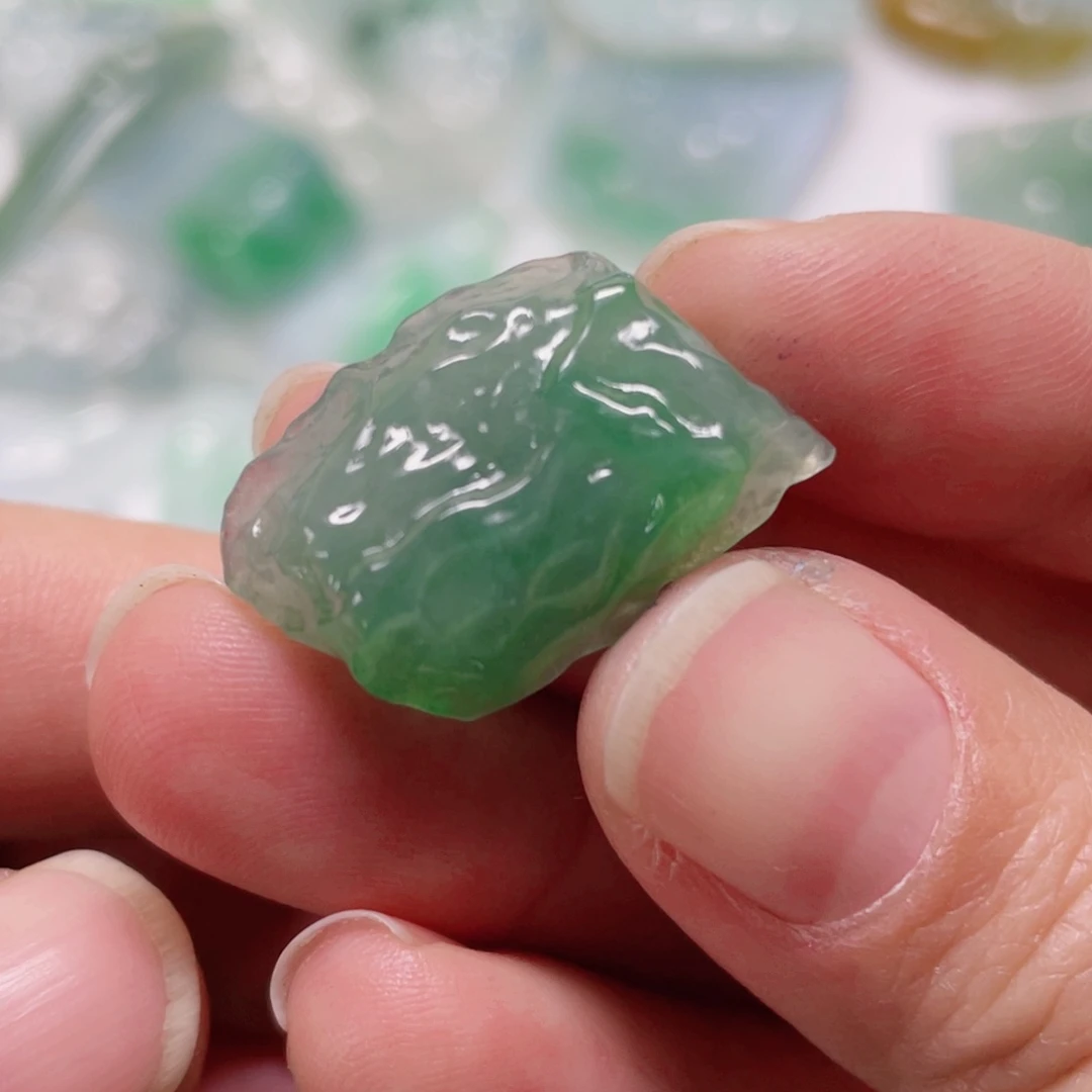 定制翡翠未镶嵌包工