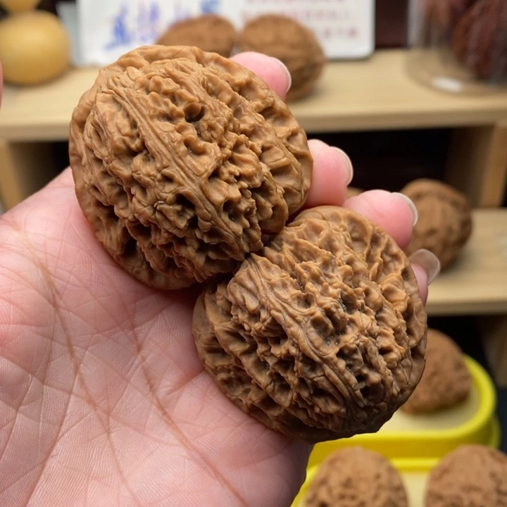 吊坠文玩核桃圆柱三角42尺1111