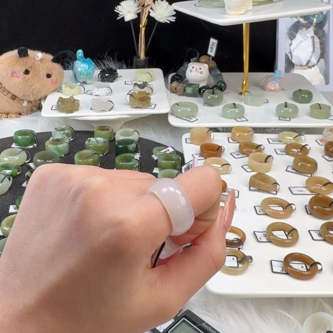 X***優和田玉未镶嵌戒指o5冰白轮胎17.6