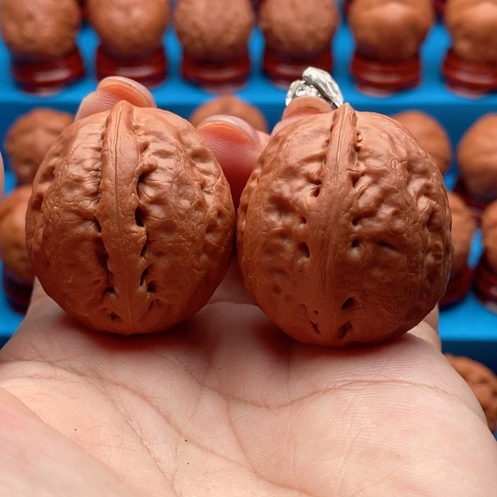 文玩核桃把件肉龙