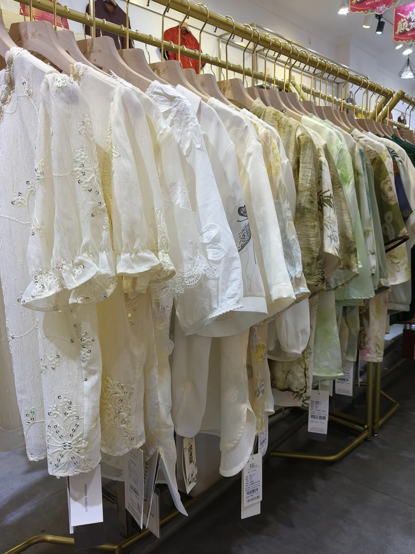 夏季新款真丝显瘦宽松大码短袖中袖衬衫新中式气质上衣