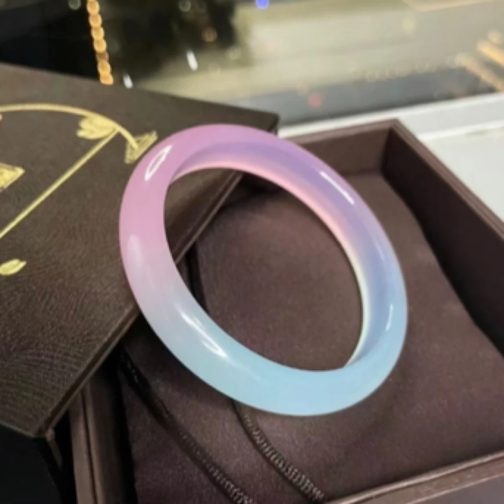 正圈春彩玛卡龙半粉半蓝玛瑙手镯（圈口50/62）