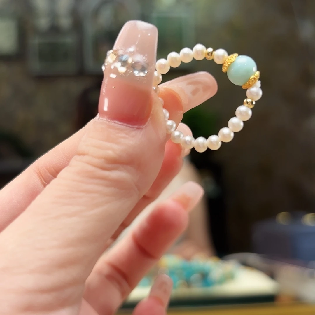 未镶嵌颈饰琥珀琥珀