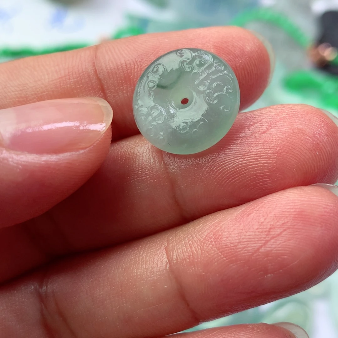 定制翡翠未镶嵌包工