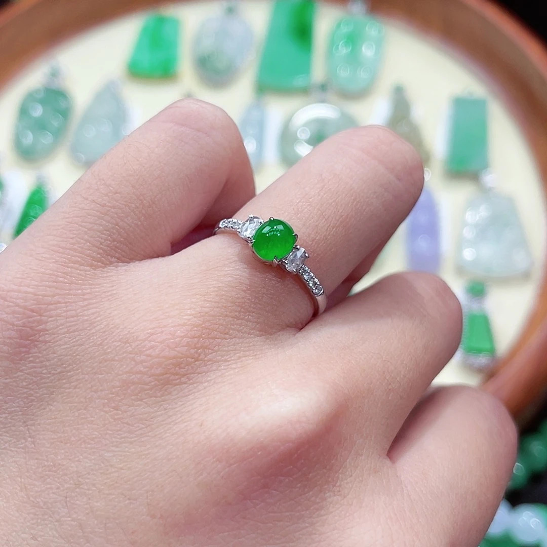 翡翠吊坠(不含链)18K金镶嵌