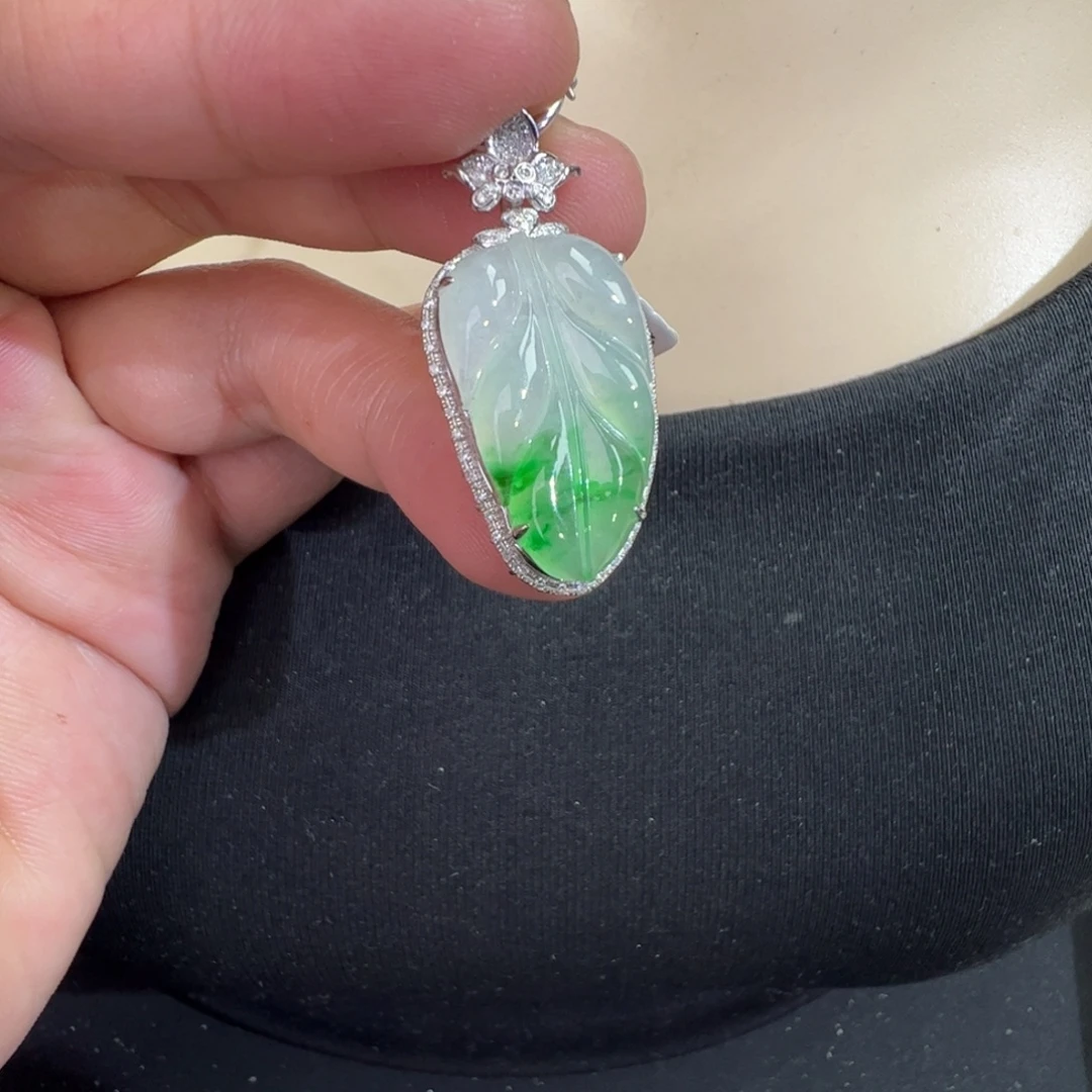 翡翠18K金镶嵌吊坠(不含链)