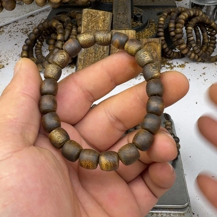 沉香绿奇楠沉香0.9mm8g高油单圈