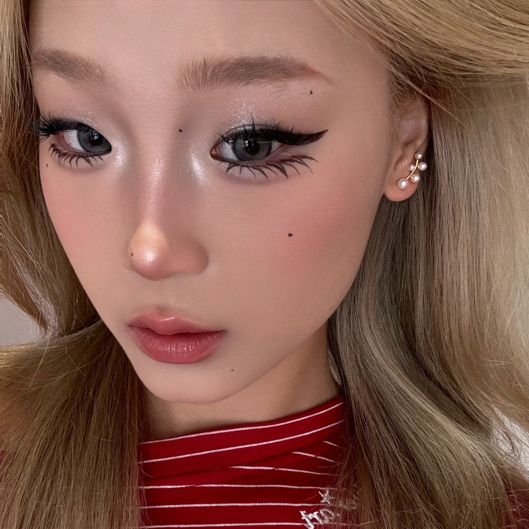 铜合金仿珍珠耳饰 法式浪漫珍珠耳钉百搭少女宫廷耳环