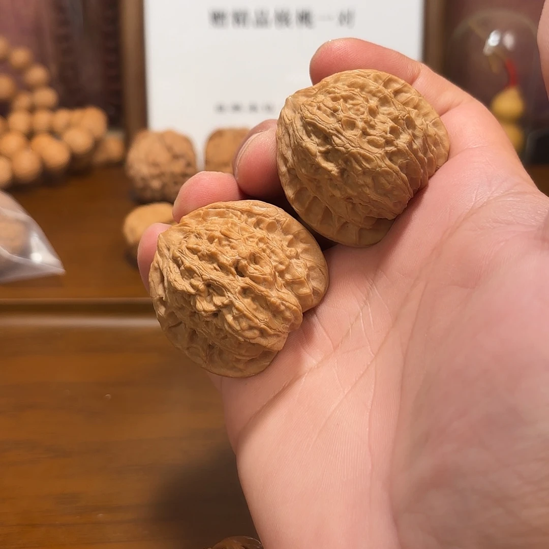 文玩核桃吊坠崔凯