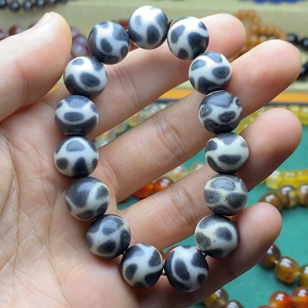 煜***轩玛瑙/玉髓未镶嵌手链