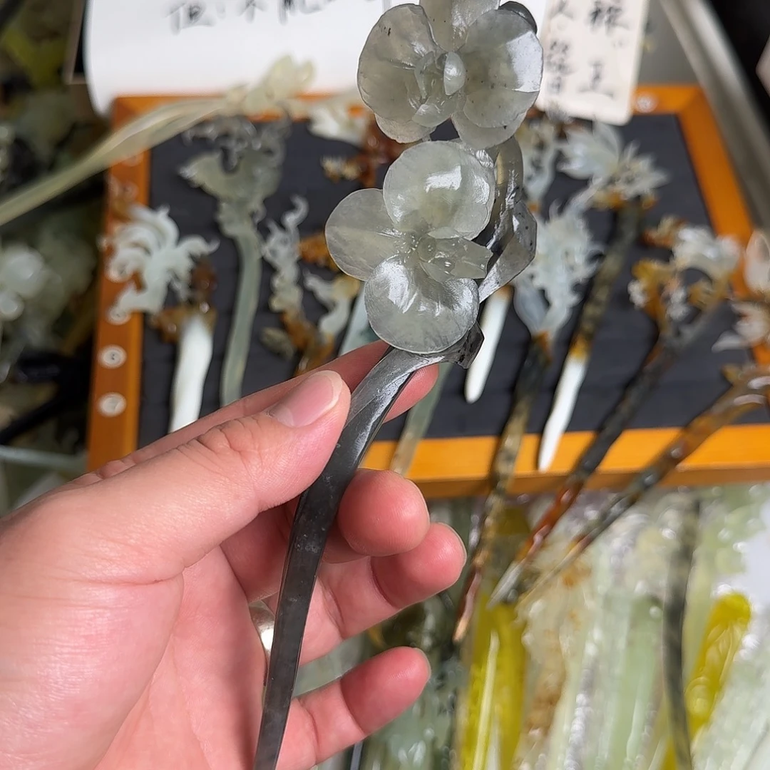 茶***糖蛇纹石玉未镶嵌发饰
