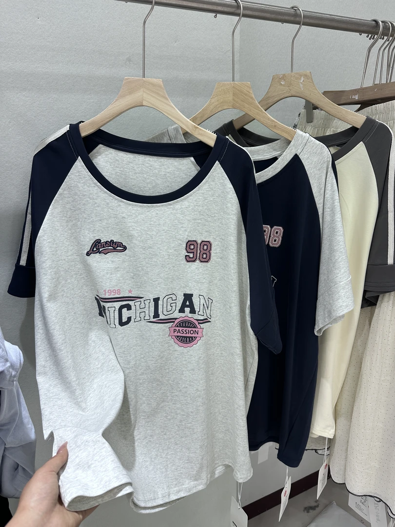 【李姑娘专属】3562拼色字母短袖
