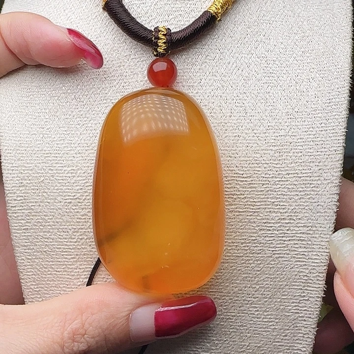 琥珀未镶嵌手链吊坠