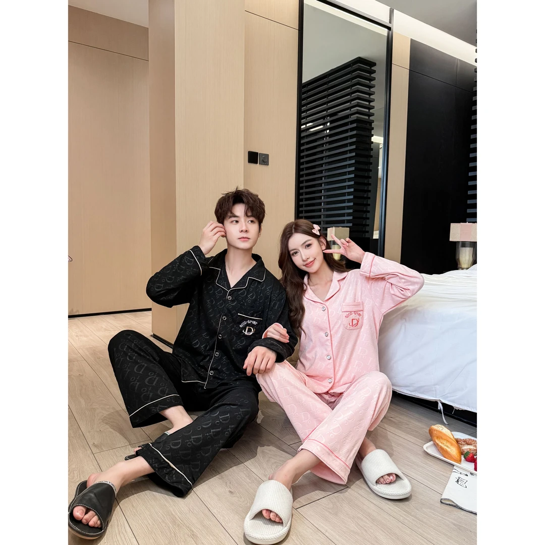 情侣睡衣德绒保暖家居服套装男士女士长袖睡衣秋冬季新款时尚舒适