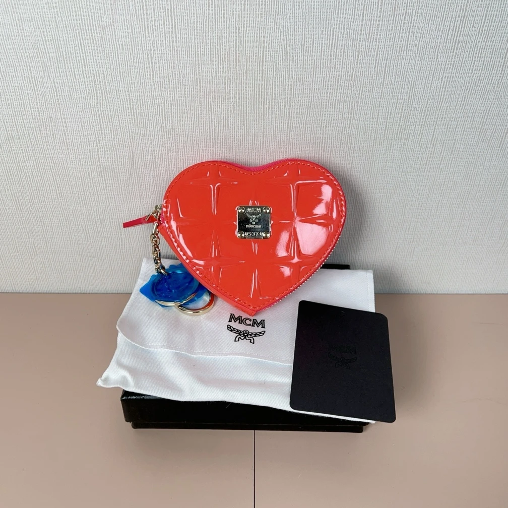 95新 MCM mcm爱心钱包cj6876