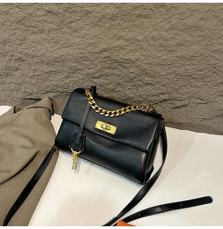 复古纯色单肩包邮差包暗黑风斜挎包链条包可拆卸可折叠洋气