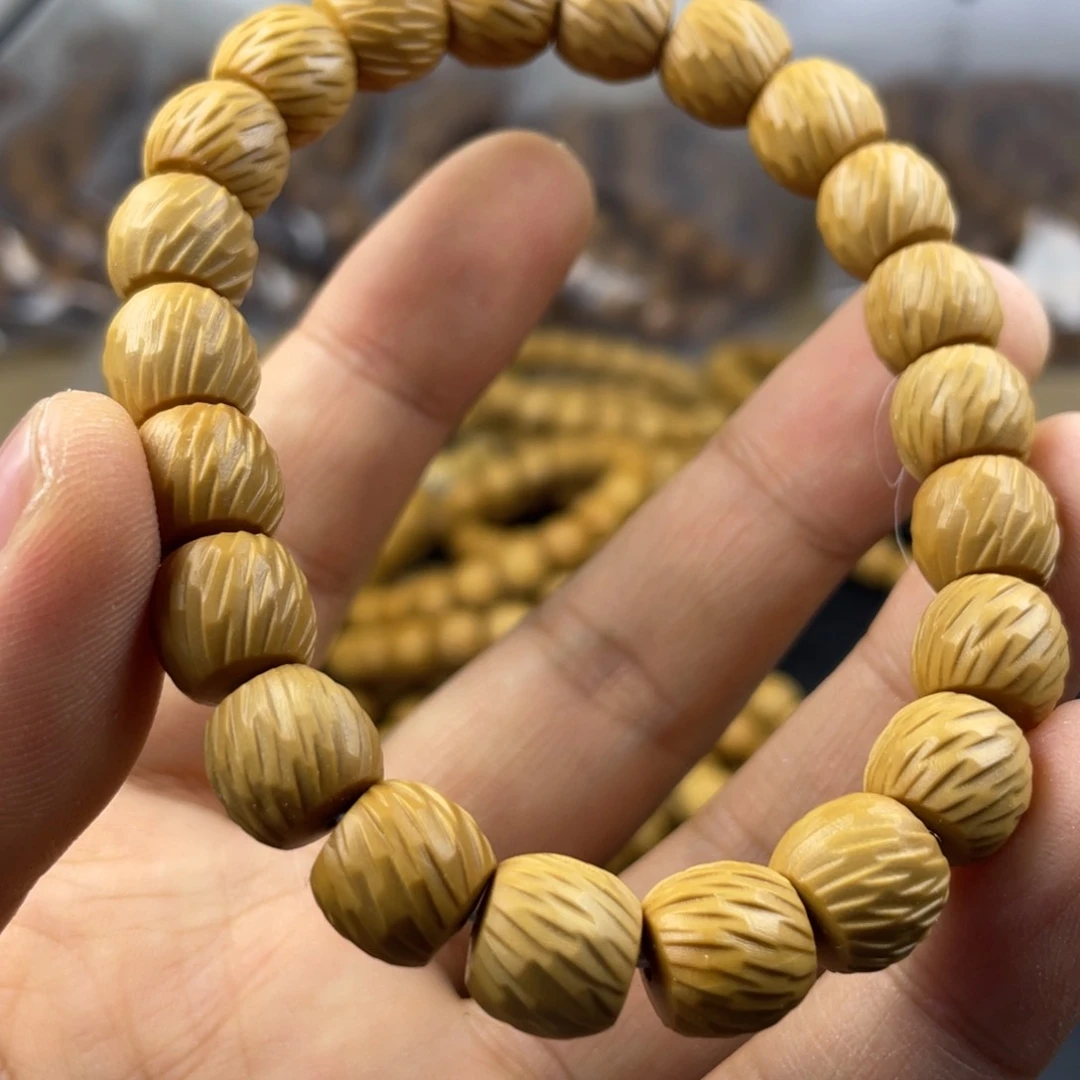 猴头核桃吊坠别忘拿