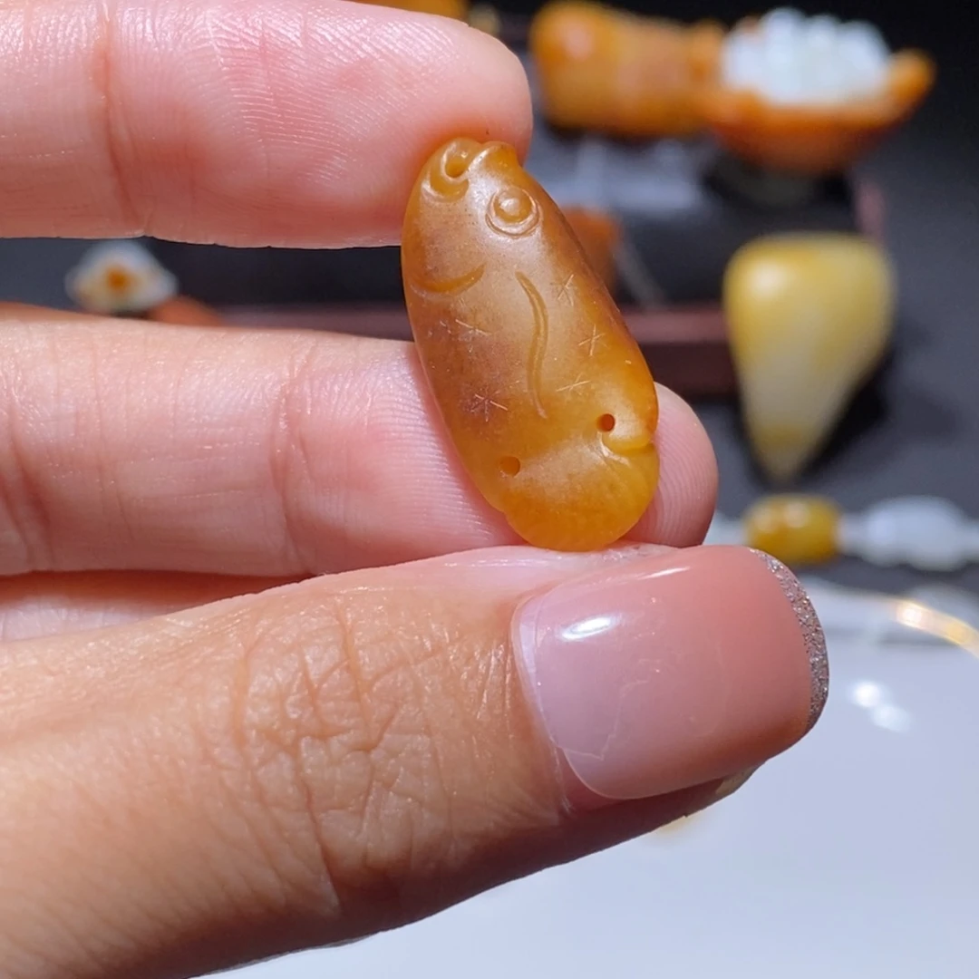 颈饰未镶嵌和田玉